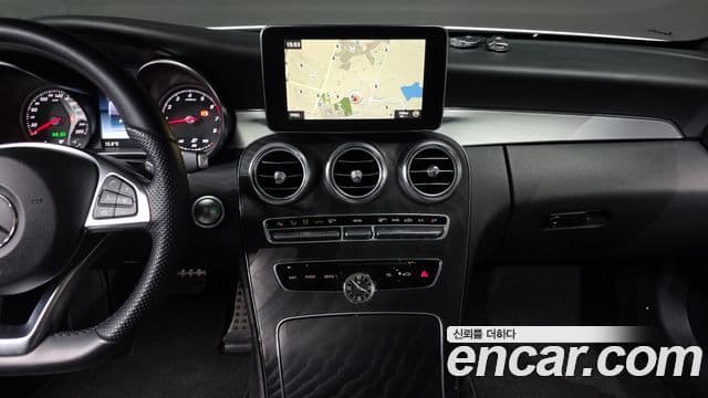 Mercedes-Benz C-класс W205 C200 купе, 2017 17