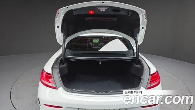Mercedes-Benz C-класс W205 C200 купе, 2017 20
