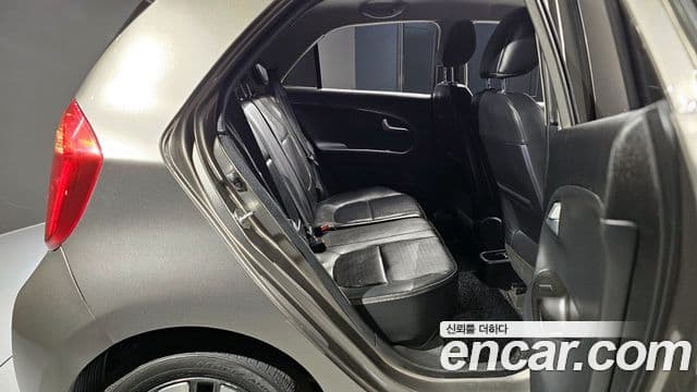 Kia The / новый New Morning Luxury, 2016 12