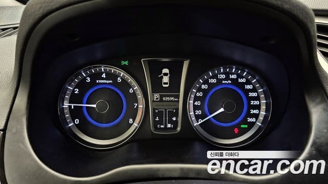 Hyundai Grandeur HG Premium, 2014 8