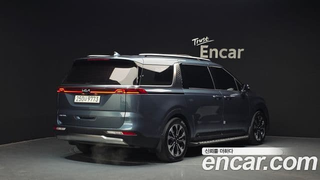 Kia Carnival 4세대 Signature, 2023 2