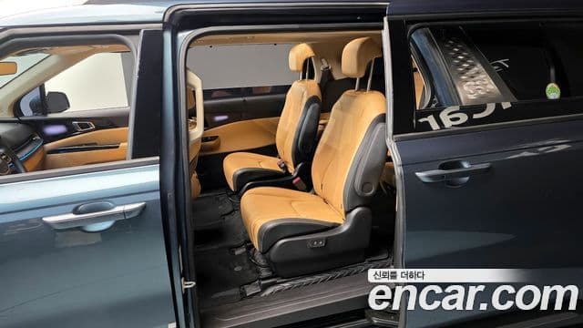 Kia Carnival 4세대 Signature, 2023 11