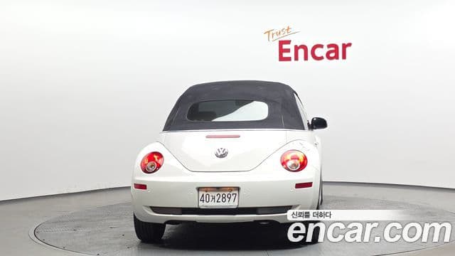 Volkswagen New 비틀 1Y, 2011 4