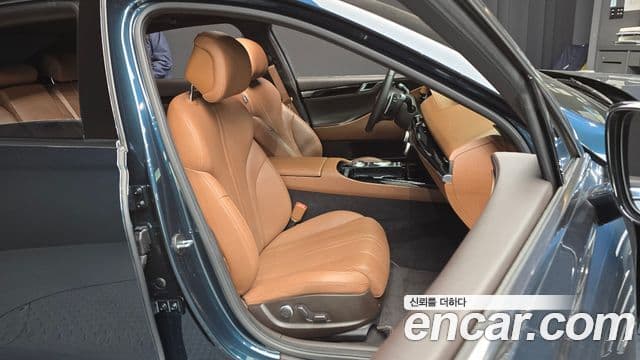 Genesis G80 (RG3) бензин 3.5 турбо AWD, 2022 12