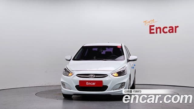 Hyundai Accent(новый кузов / новое поколение) Modern, 2015 3