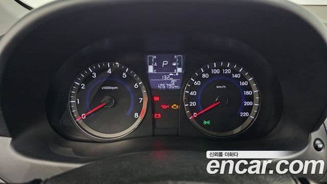 Hyundai Accent(новый кузов / новое поколение) Modern, 2015 8