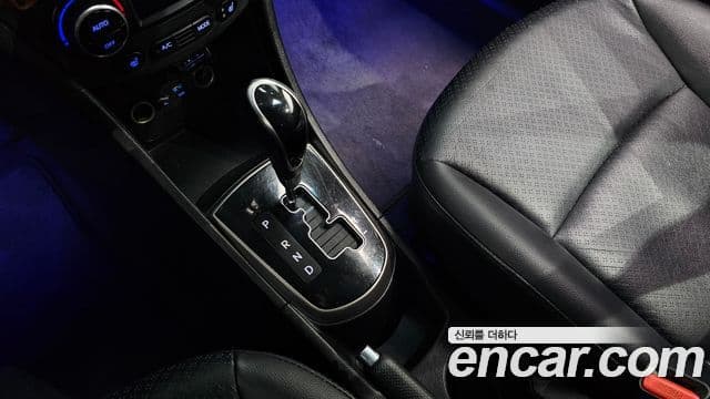 Hyundai Accent(новый кузов / новое поколение) Modern, 2015 9