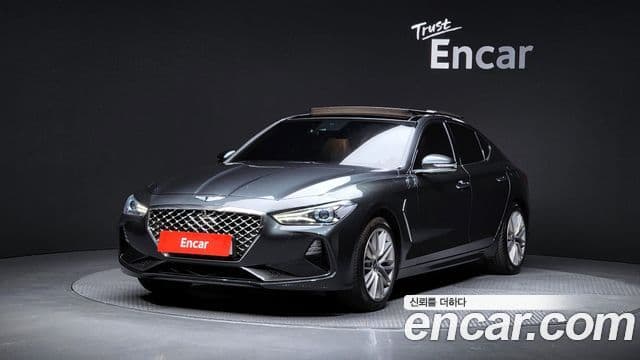 Genesis G70 Elite, 2019 1