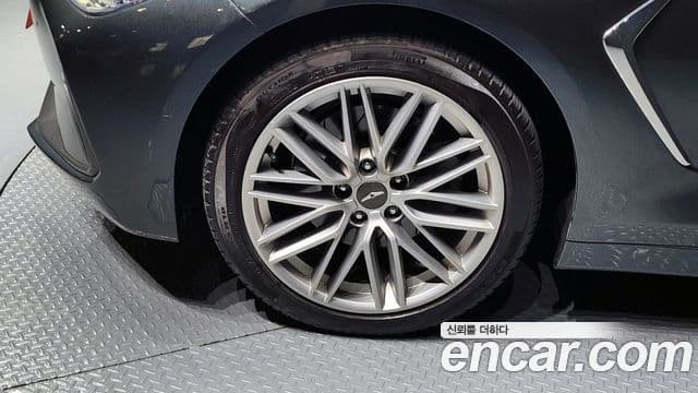 Genesis G70 Elite, 2019 все фото