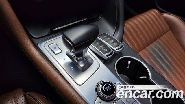 Genesis G70 Elite, 2019 9