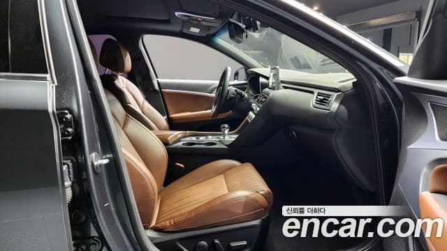 Genesis G70 Elite, 2019 10