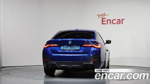 BMW i4 eDrive40 M Sport, 2022 4