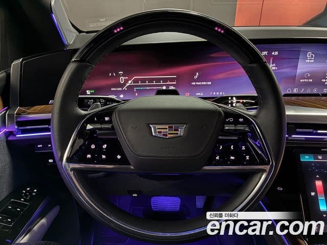 Cadillac Escalade 5세대 ESV Sport Platinum, 2025 12