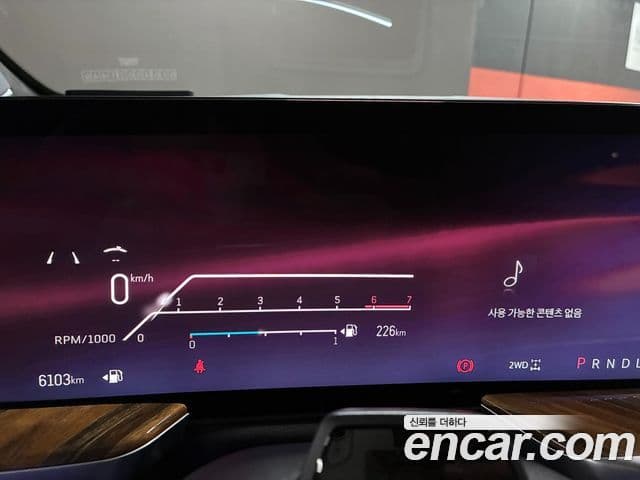 Cadillac Escalade 5세대 ESV Sport Platinum, 2025 13