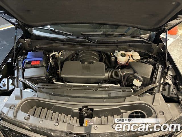 Cadillac Escalade 5세대 ESV Sport Platinum, 2025 19