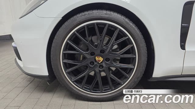 Porsche Panamera (971), 2018 все фото