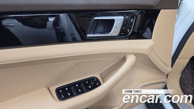 Porsche Panamera (971), 2018 14