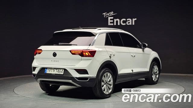 Volkswagen T-Roc Premium, 2021 2