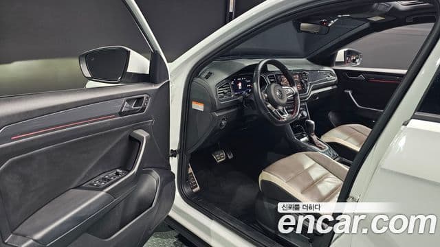 Volkswagen T-Roc Premium, 2021 11