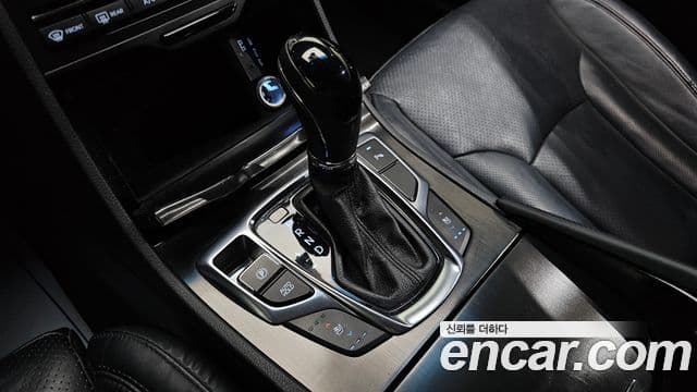 Hyundai Grandeur HG Modern, 2015 9