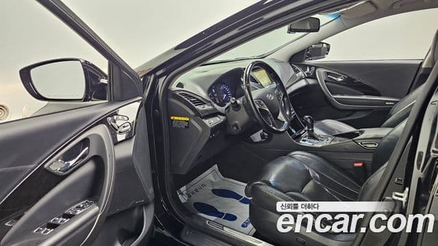 Hyundai Grandeur HG Modern, 2015 10