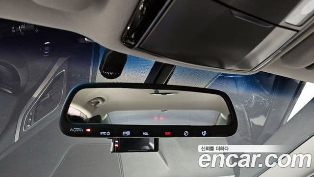 Hyundai Grandeur HG HG240 Modern Collection, 2017 17