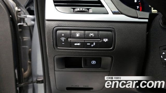 Genesis G80 Prestige, 2017 13