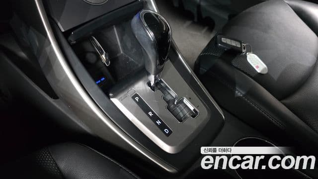 Hyundai Avante MD M16 GDI Avenue, 2013 9