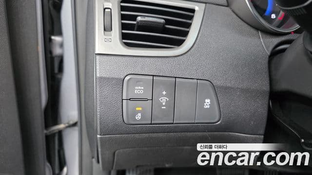 Hyundai Avante MD M16 GDI Avenue, 2013 13