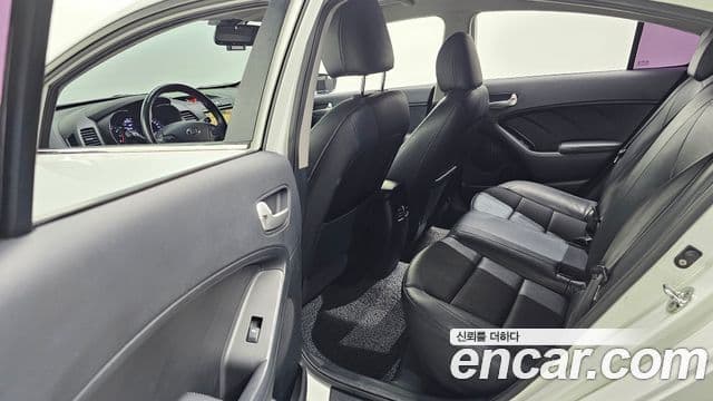 Kia K3 Luxury, 2015 11