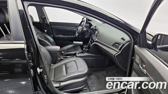 Hyundai Avante AD Special, 2016 11