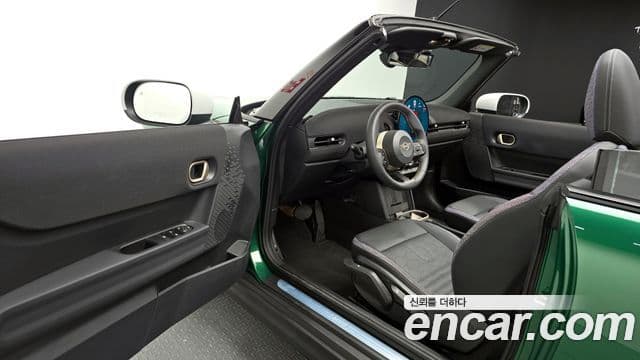 Mini Cooper C кабриолет 4세대 Classic, 2025 11
