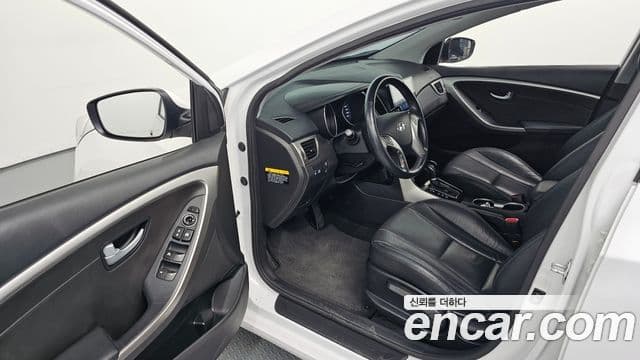 Hyundai i30(новый кузов / новое поколение) 1.6 GDI PYL, 2014 10