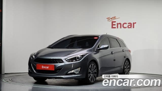 Hyundai i40 Modern, 2012 1