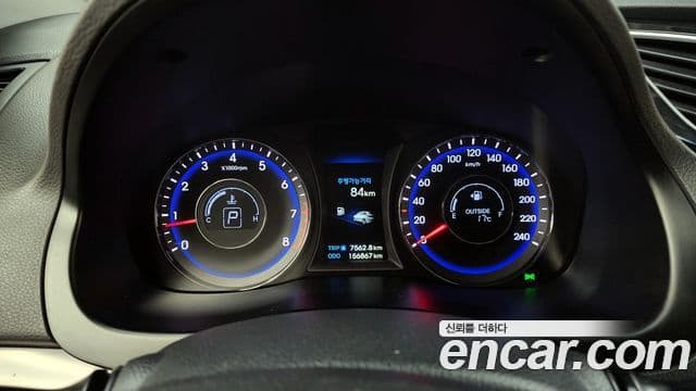 Hyundai i40 Modern, 2012 8