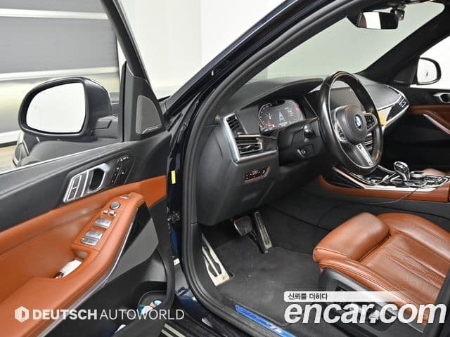 BMW X7 (G07) xDrive 40d M Sport 6인승, 2022 8