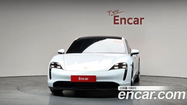 Porsche 타이칸 базовый, 2022 3