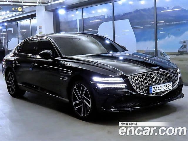 Genesis G80 (RG3) бензин 2.5 турбо AWD, 2025 1