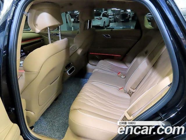 Genesis G80 (RG3) бензин 2.5 турбо AWD, 2025 7