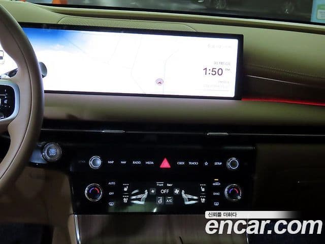 Genesis G80 (RG3) бензин 2.5 турбо AWD, 2025 11