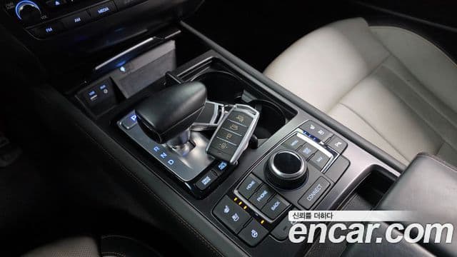 Genesis G80 Sport, 2018 9