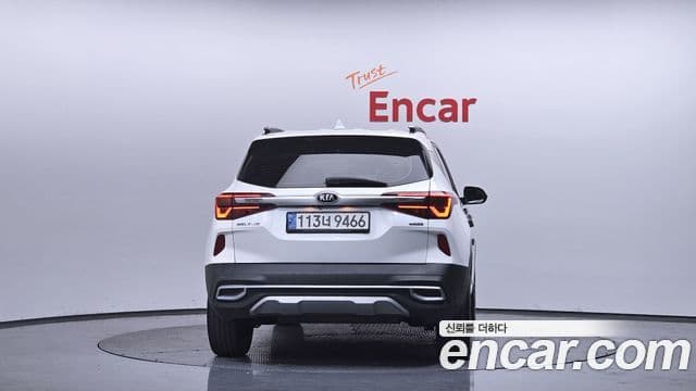 Kia Seltos Signature, 2021 4