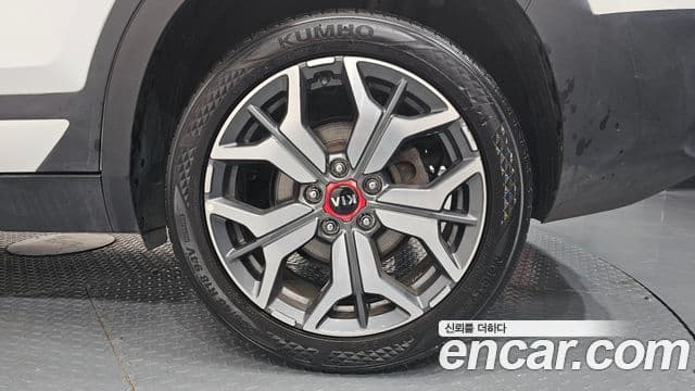 Kia Seltos Signature, 2021 все фото