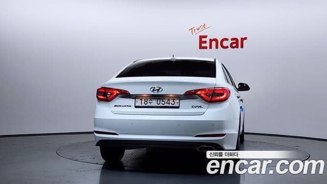 Hyundai LF Sonata Special, 2016 4