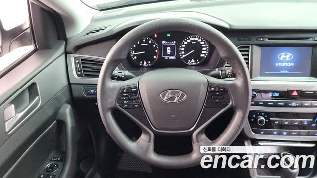 Hyundai LF Sonata Special, 2016 13