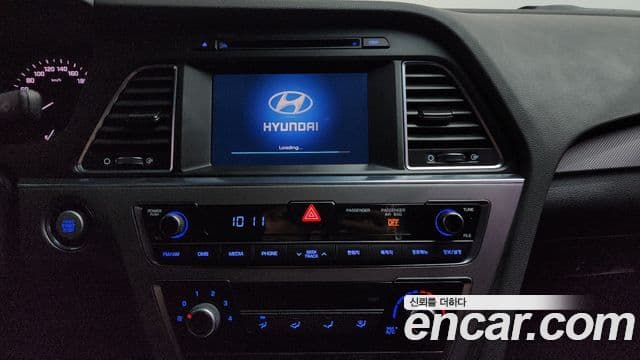 Hyundai LF Sonata Special, 2016 16