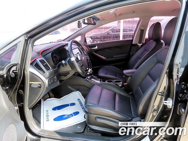 Kia The / новый New K3 E тип, 2016 все фото