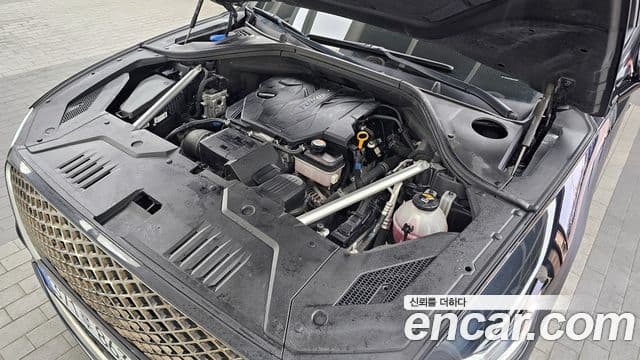 Genesis GV70, 2021 6