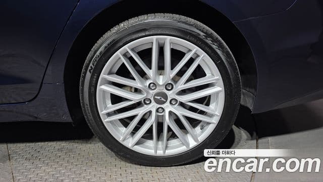 Genesis G70 Elite, 2019 все фото