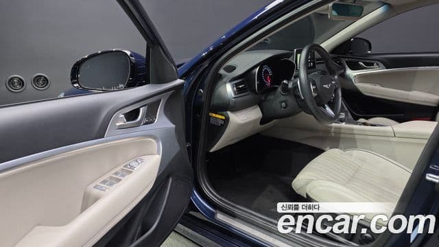 Genesis G70 Elite, 2019 11